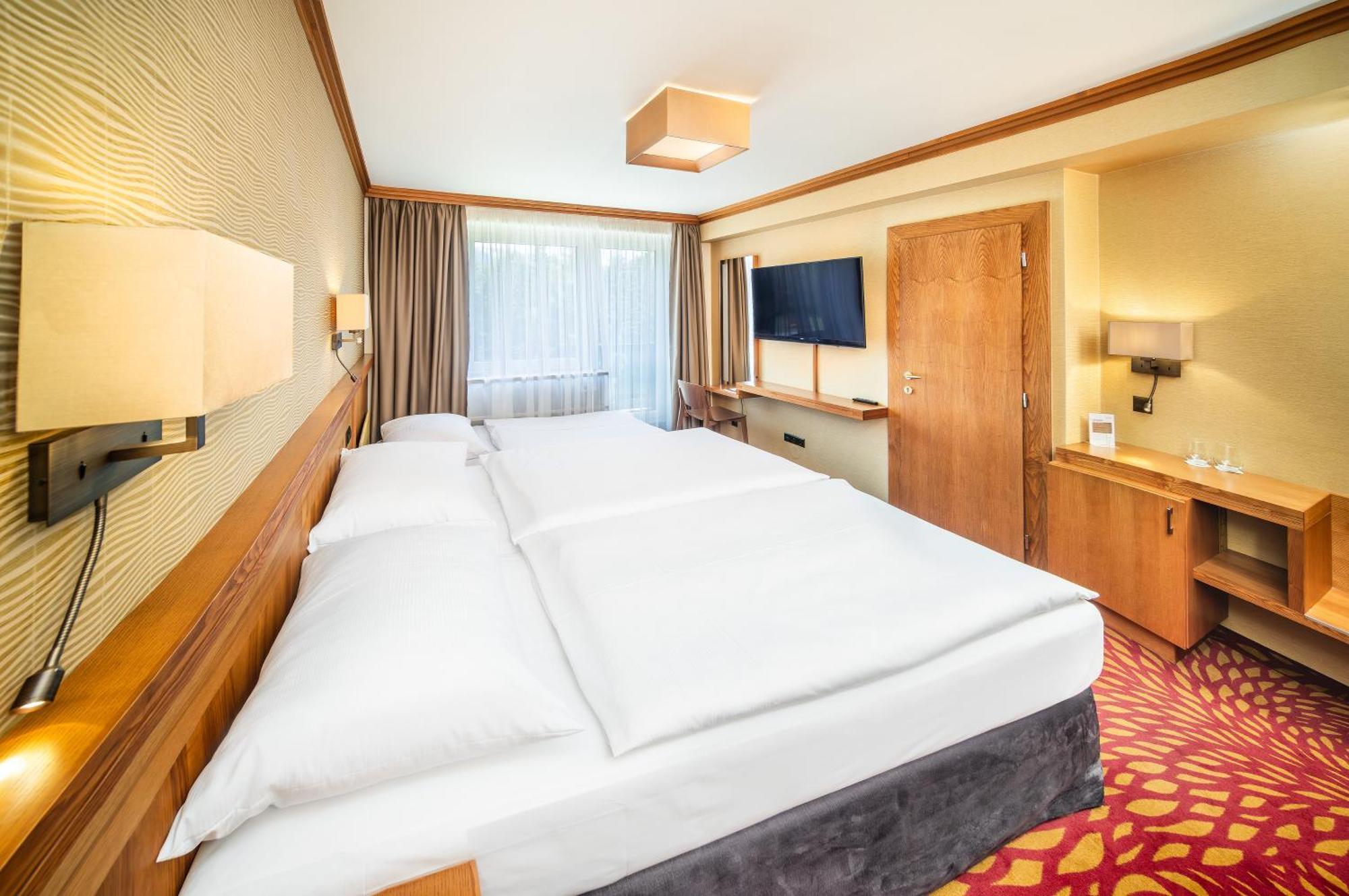 Harmony Hotel ชปินด์เลอรูฟ มลิน ภายนอก รูปภาพ