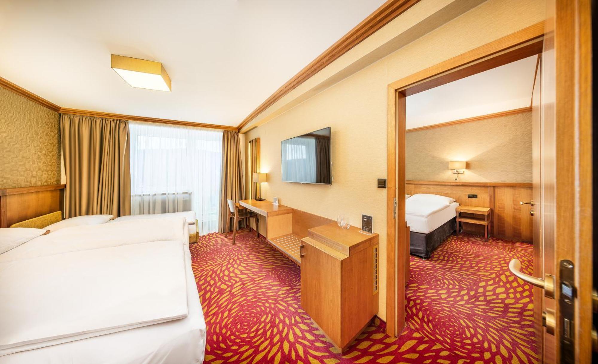 Harmony Hotel ชปินด์เลอรูฟ มลิน ภายนอก รูปภาพ